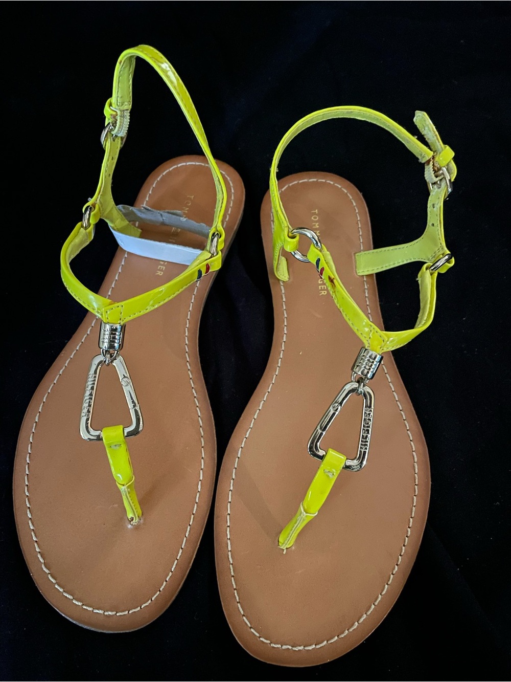 NEW Tommy Hilfiger Sandals Size 6